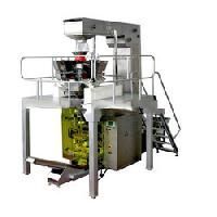 Snacks Packaging Machine