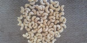 Cashew Kernel W320