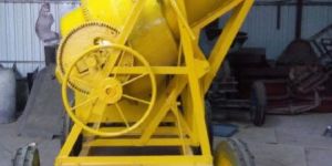 RCC Concrete Mixer with Hopper