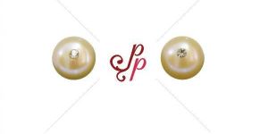 Pearl Studs
