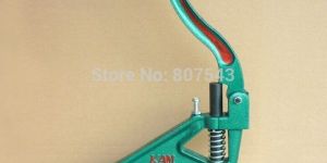 Manual Snap Attaching Machine