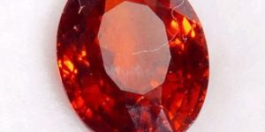 Hessonite Stone