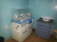 Intensive Care Infant Baby Incubator