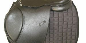 Close Contact Jumping Saddle