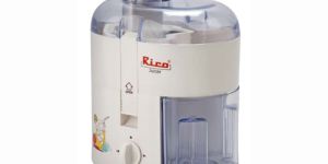Electric Juicer JE 1401