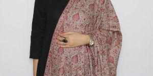 Grey-Maroon Jaal Embroidered Pashmina Shawl