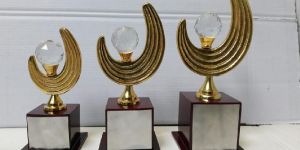 MOON TROPHY