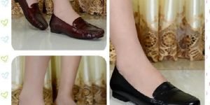 Ladies Leather Flats Shoes