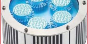 LED UNDERWATER LIGHT -