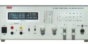 AC MULTIFUNCTIONAL CALIBRATOR