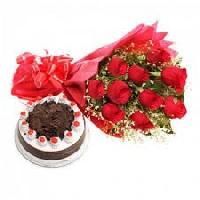 Cake with 10 Roses Bouquet