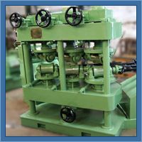 Pipe Straightening Machine