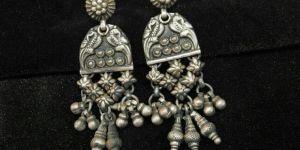 Silver Earing
