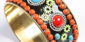 FASHION MARINE STYLE BRASS METAL BEADS GOLD TYPE ARTIFICIAL JEWELLERY BANGLES