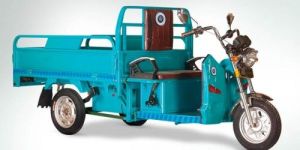 Indo Wagon Electric Rickshaw