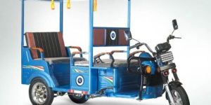 Indo Wagen Z1 Is a Battery Operated Electrical Rickshaw