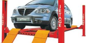 Model : PHANTOM Four Post Lift (Also suitable for Wheel Alignment)