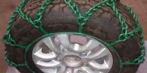 Non Skid Tyre Chains