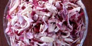 Dehydrated Pink Onion Kibbled
