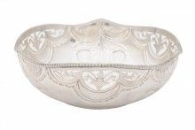 Beautiful Festive Serving Bowl