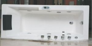 Alphuzia Acryllic Bath Tub