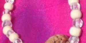 Spatik White Sandalwood Beads Bracelet