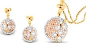 14kt Gold Net Concept Diamond Pendant Set