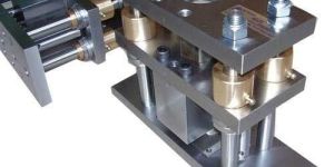 Pneumatic Euro Slot Punch