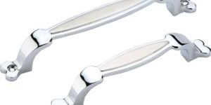 SP-62 White Metal Cabinet Handle