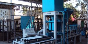 FULLY AUTOMATIC INTERLOCKING PAVERS MAKING MACHINES