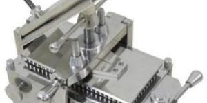 MANUAL CAPSULE FILLING MACHINE 300 HOLES