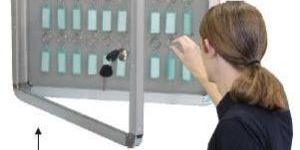 20 Key Hanging Board