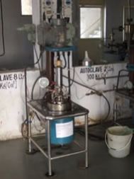 HIGH PRESSURE STIRRED LABORATORY AUTOCLAVE