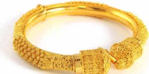 Gold Kada