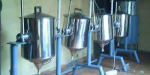 Steam Cooking Vessels