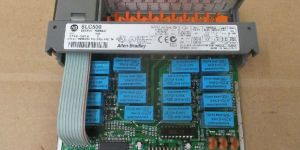 1746-OW16 SLC 500 Output Module