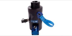 Foundation Bolt Tensioner