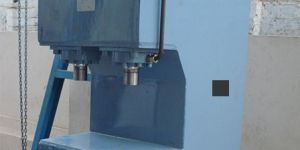 c-frame hydraulic press