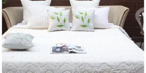 Applique Leaves Bedcover