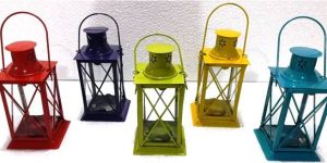 Metal lantern1