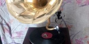 NEW GRAMOPHONE