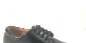 Derby 4 Uniform Shoes