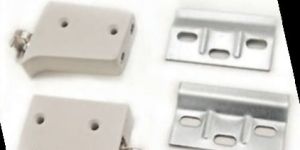Cabinet Hangers