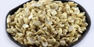4 Piece Cashew Kernels