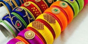 Silk Thread Stone Pache Kada Set