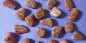 Sunstone Rune Set