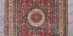 Handamde Wool Antique Design Carpets