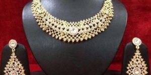 Ladies Traditional Necklace Set