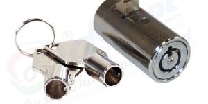 TUBULAR PLUG LOCK FOR VENDING MACHINE