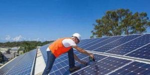 Solar Power Plant Maintenance Services